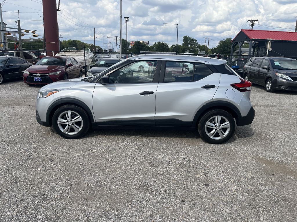 2020 Nissan Kicks Image 2