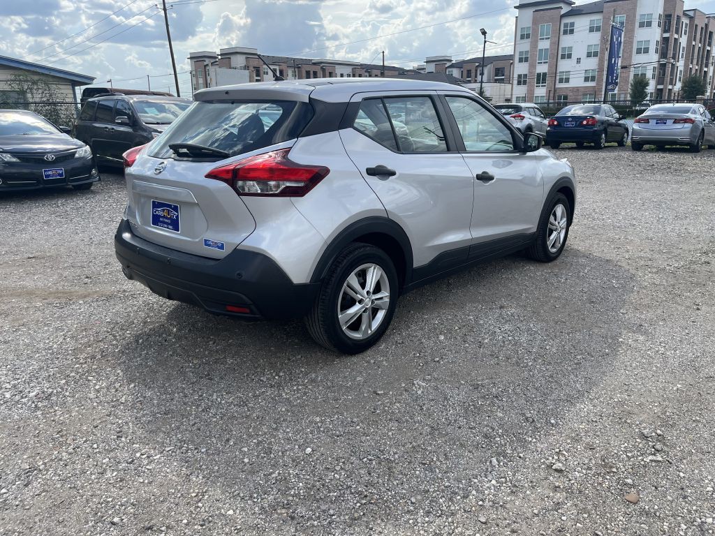 2020 Nissan Kicks Image 9
