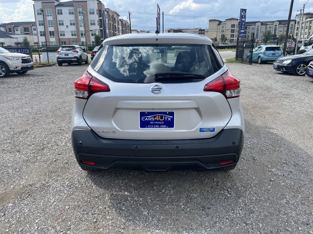 2020 Nissan Kicks Image 10