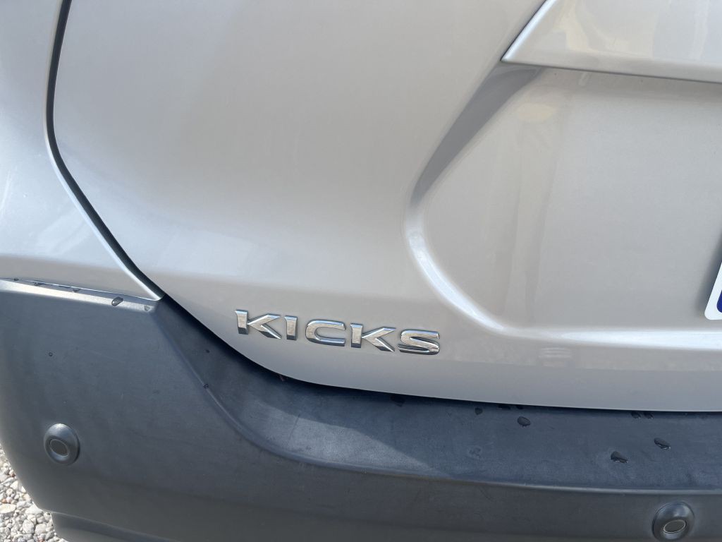 2020 Nissan Kicks Image 11