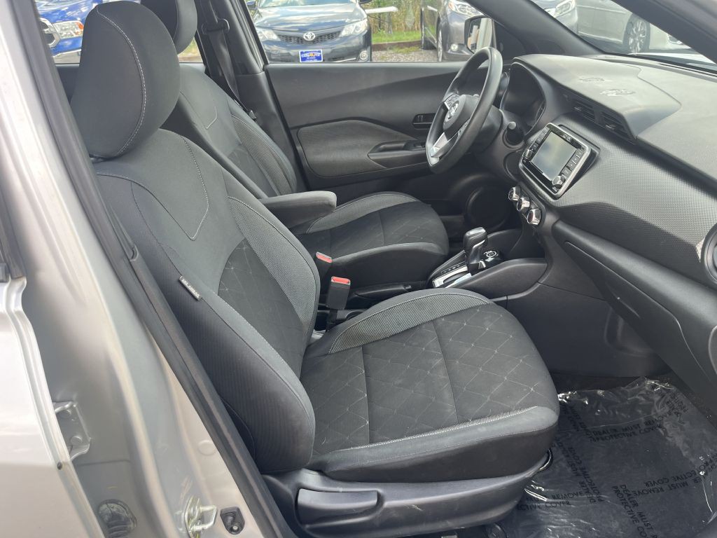 2020 Nissan Kicks Image 32