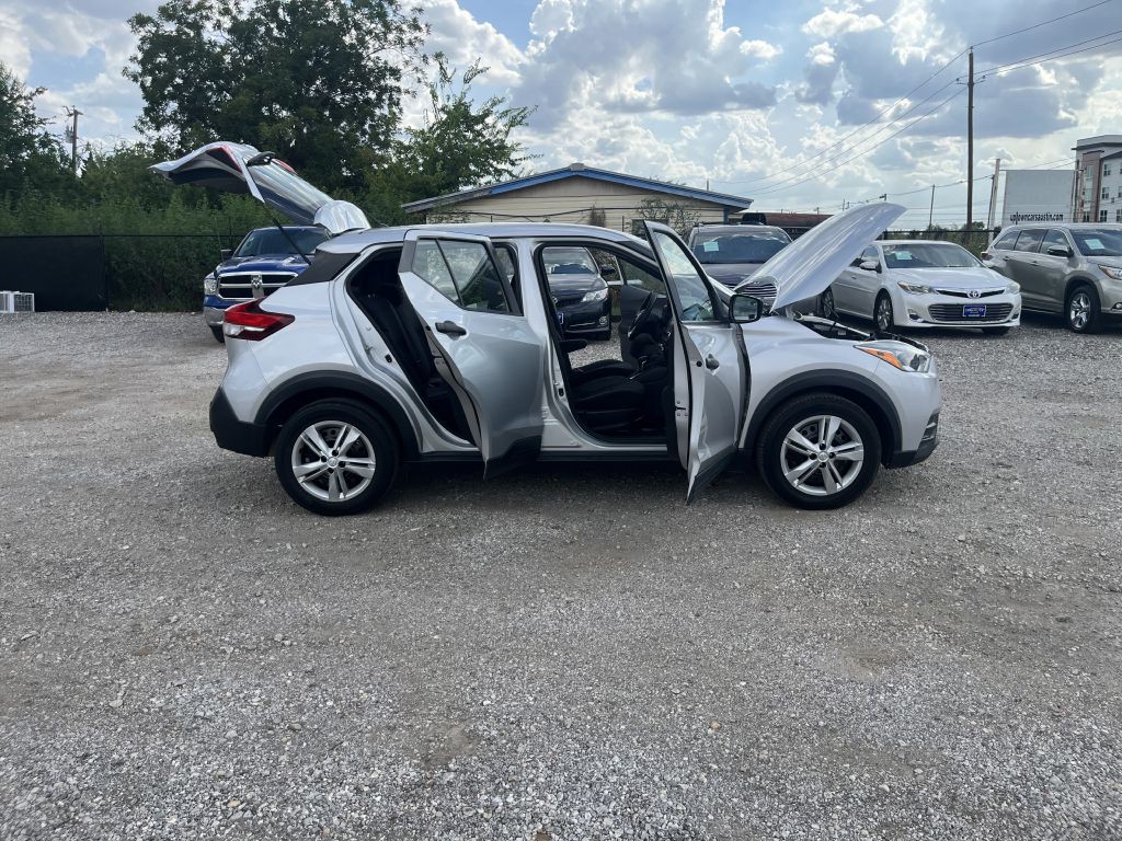 2020 Nissan Kicks Image 41