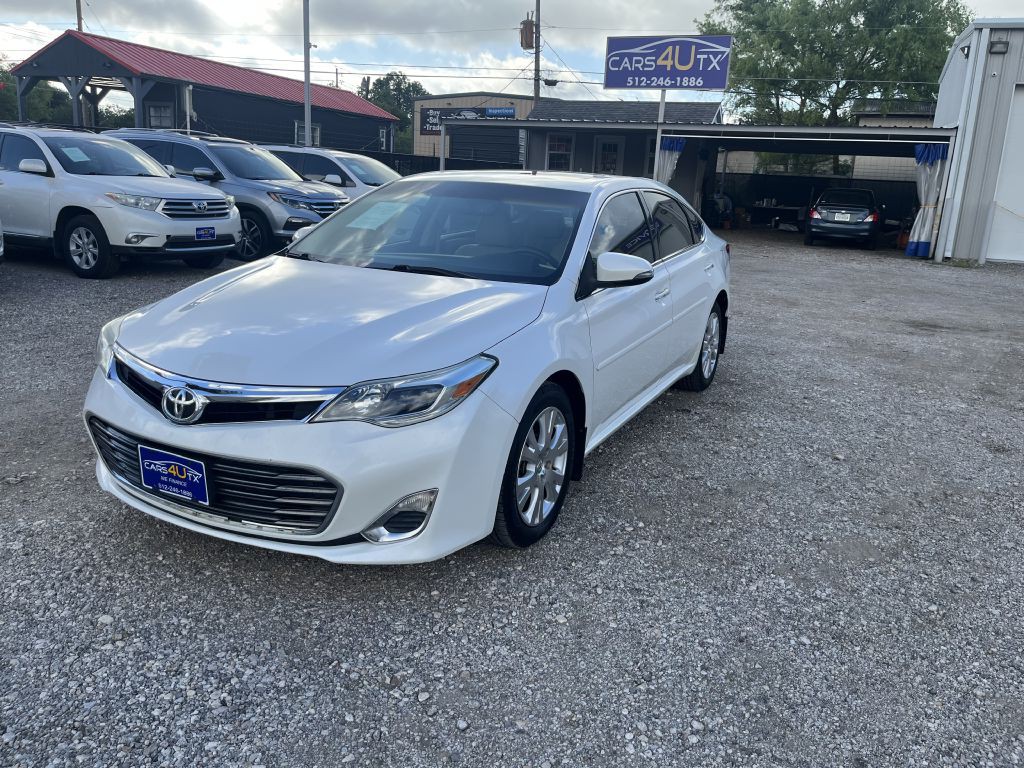 2013 Toyota Avalon Image 1