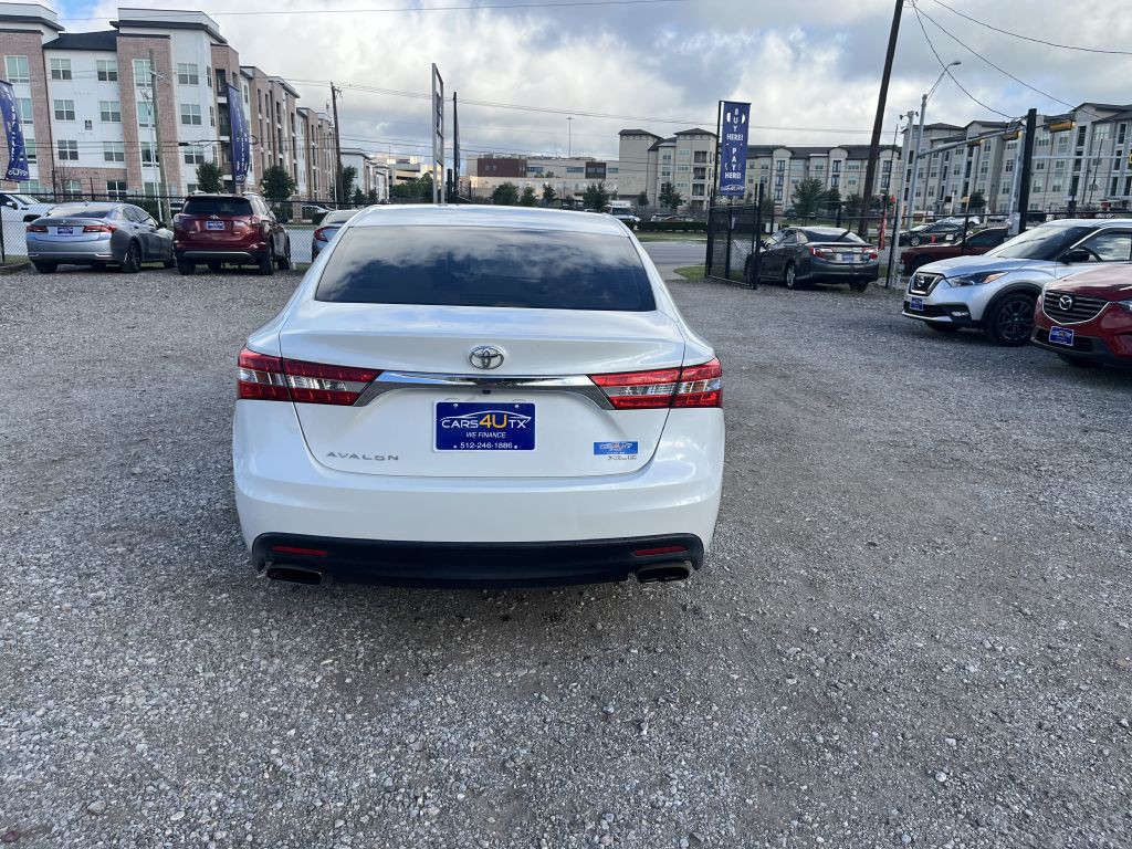 2013 Toyota Avalon Image 8