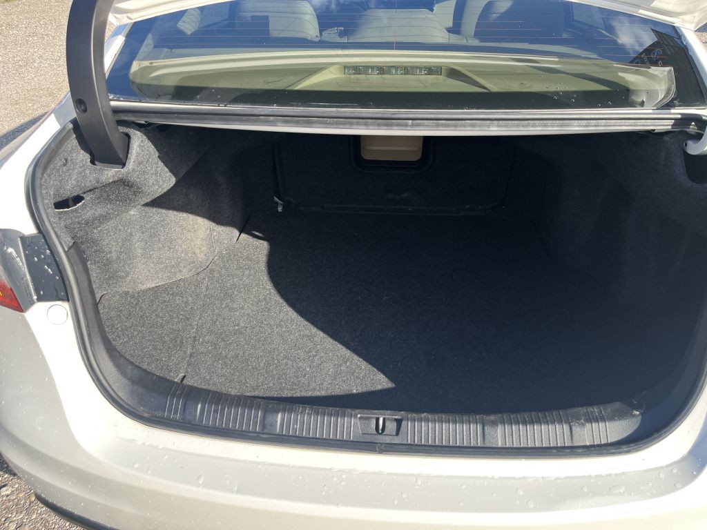 2013 Toyota Avalon Image 21