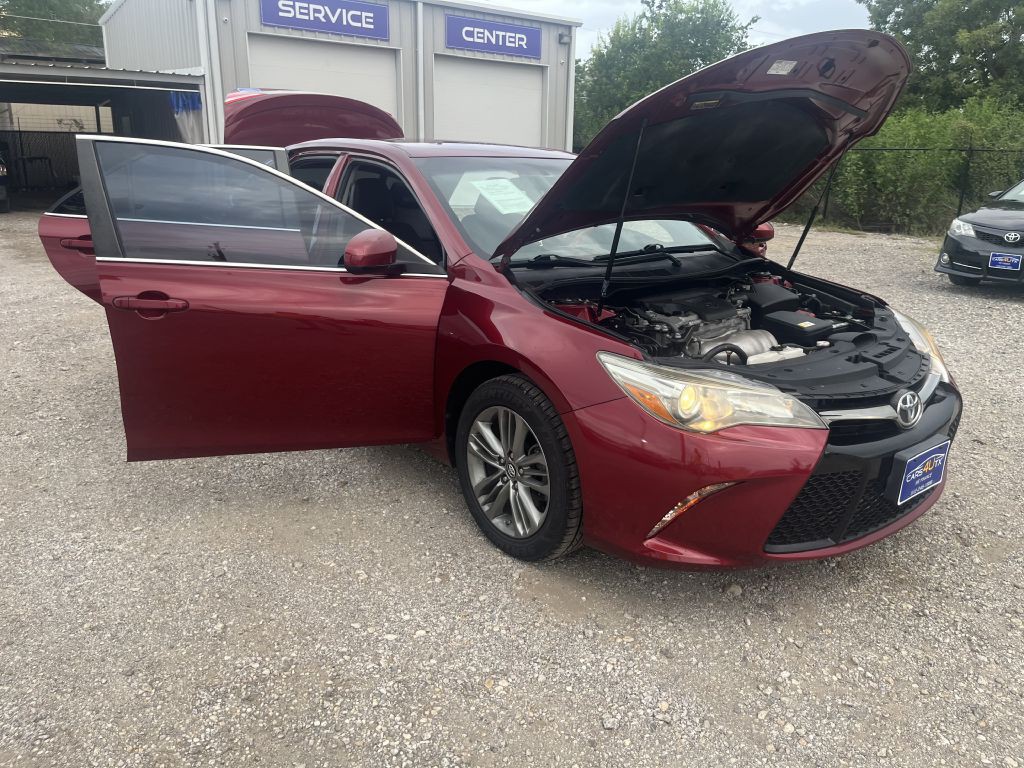 2017 Toyota Camry Image 36