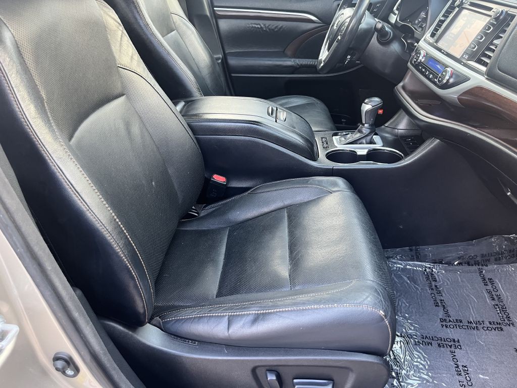 2014 Toyota Highlander Image 31