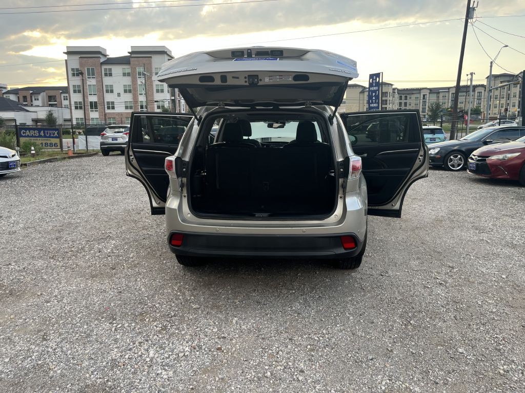 2014 Toyota Highlander Image 43