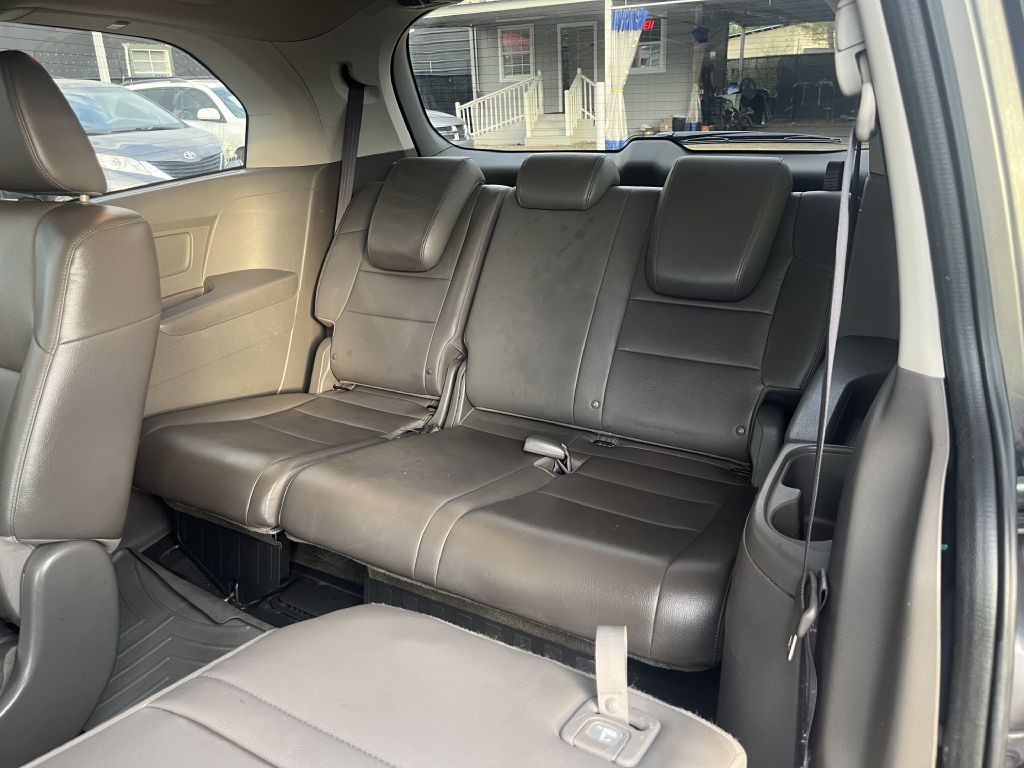 2015 Honda Odyssey Image 22
