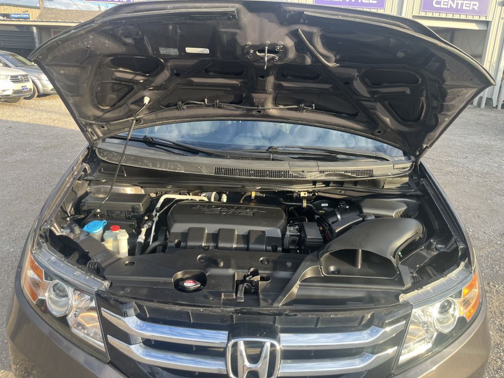 2015 Honda Odyssey Image 28