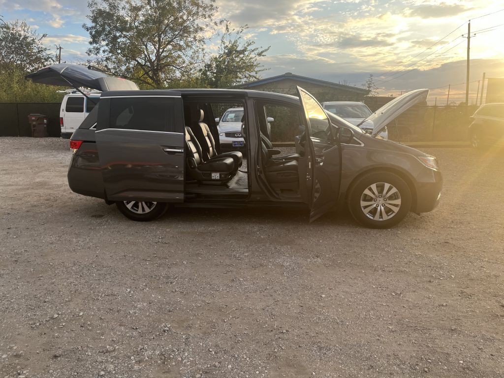 2015 Honda Odyssey Image 34