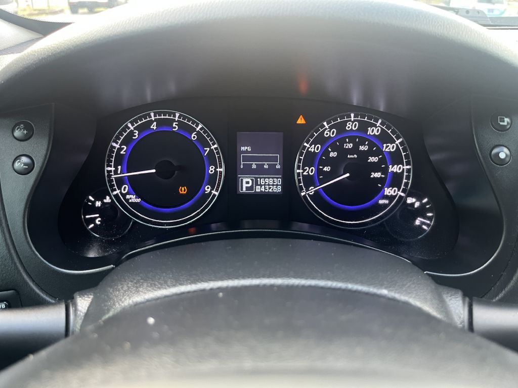 2011 INFINITI EX35 Image 13