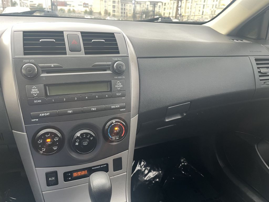 2010 Toyota Corolla Image 18