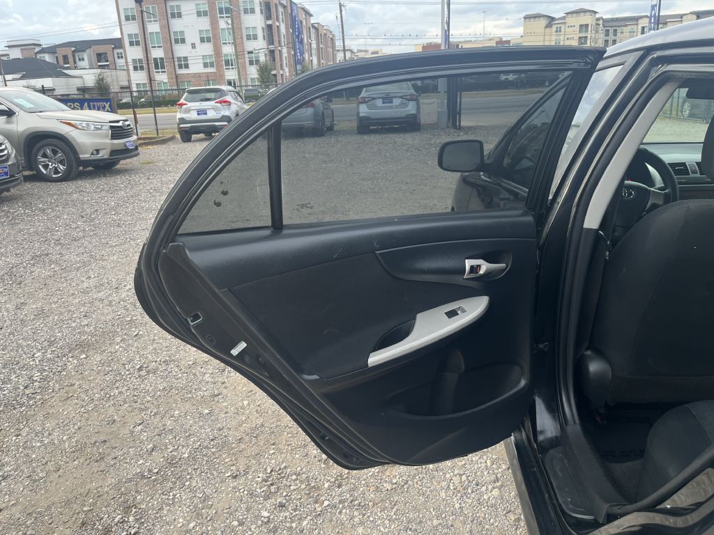 2010 Toyota Corolla Image 20