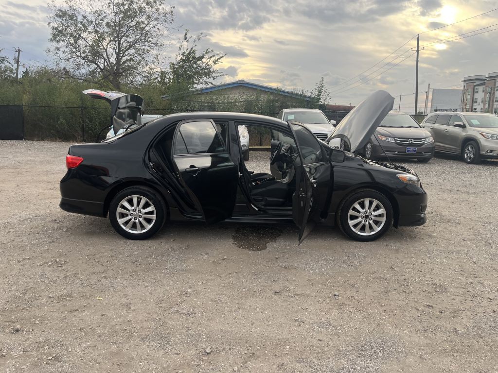 2010 Toyota Corolla Image 35