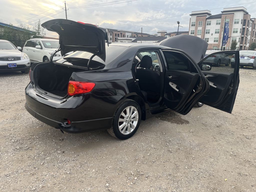 2010 Toyota Corolla Image 36