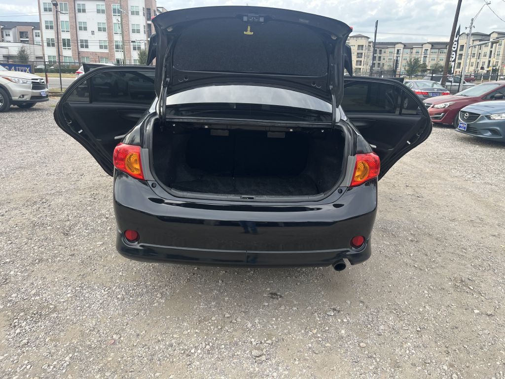 2010 Toyota Corolla Image 37