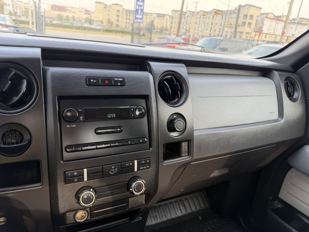 2011 Ford F-150 Image 19