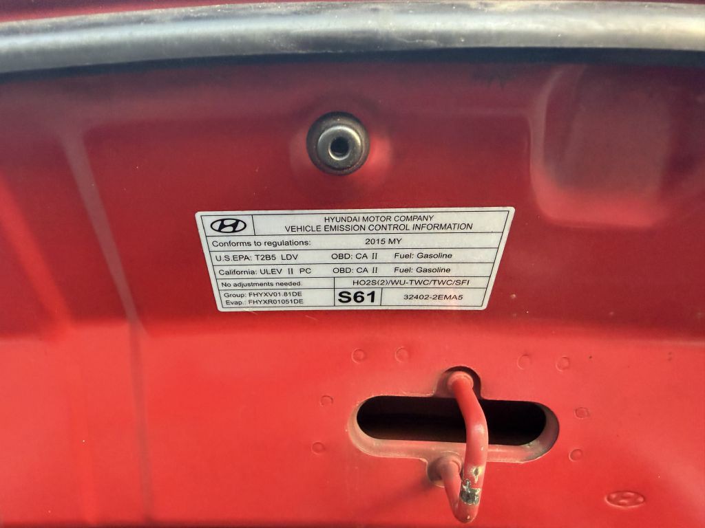 2015 Hyundai Elantra Image 28