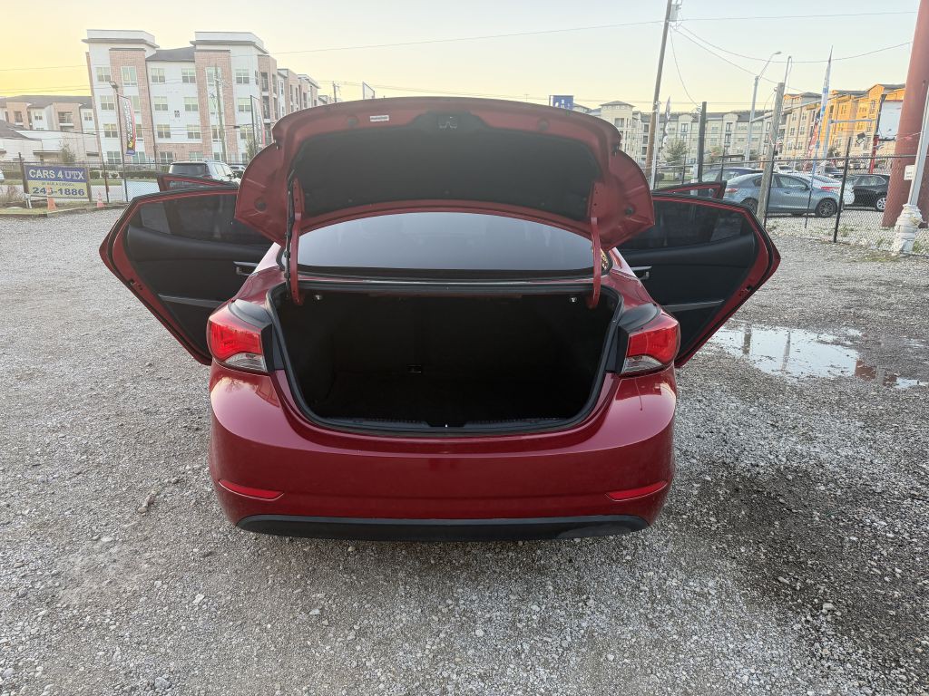 2015 Hyundai Elantra Image 35