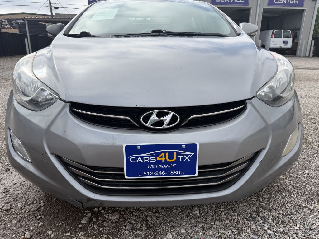 2013 Hyundai Elantra Image 3