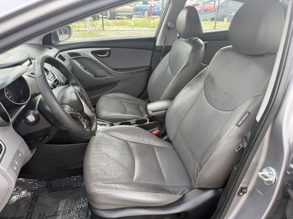 2013 Hyundai Elantra Image 11