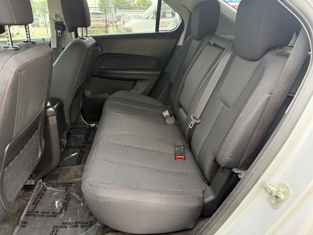 2011 Chevrolet Equinox Image 22