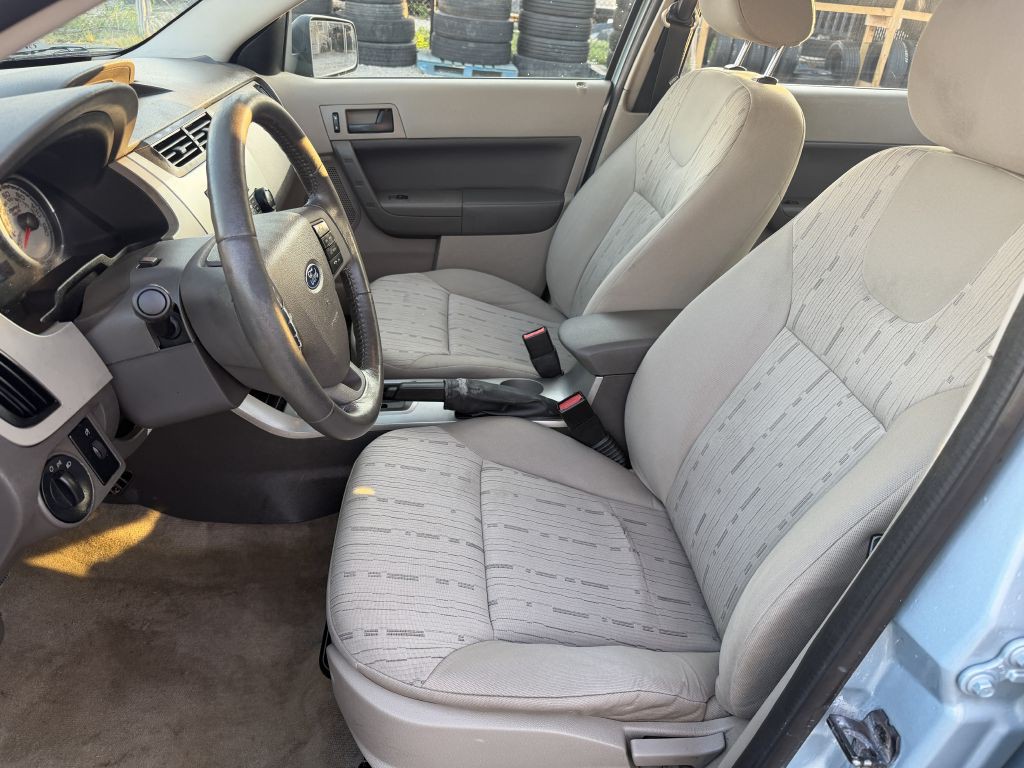 2008 Ford Focus Image 14