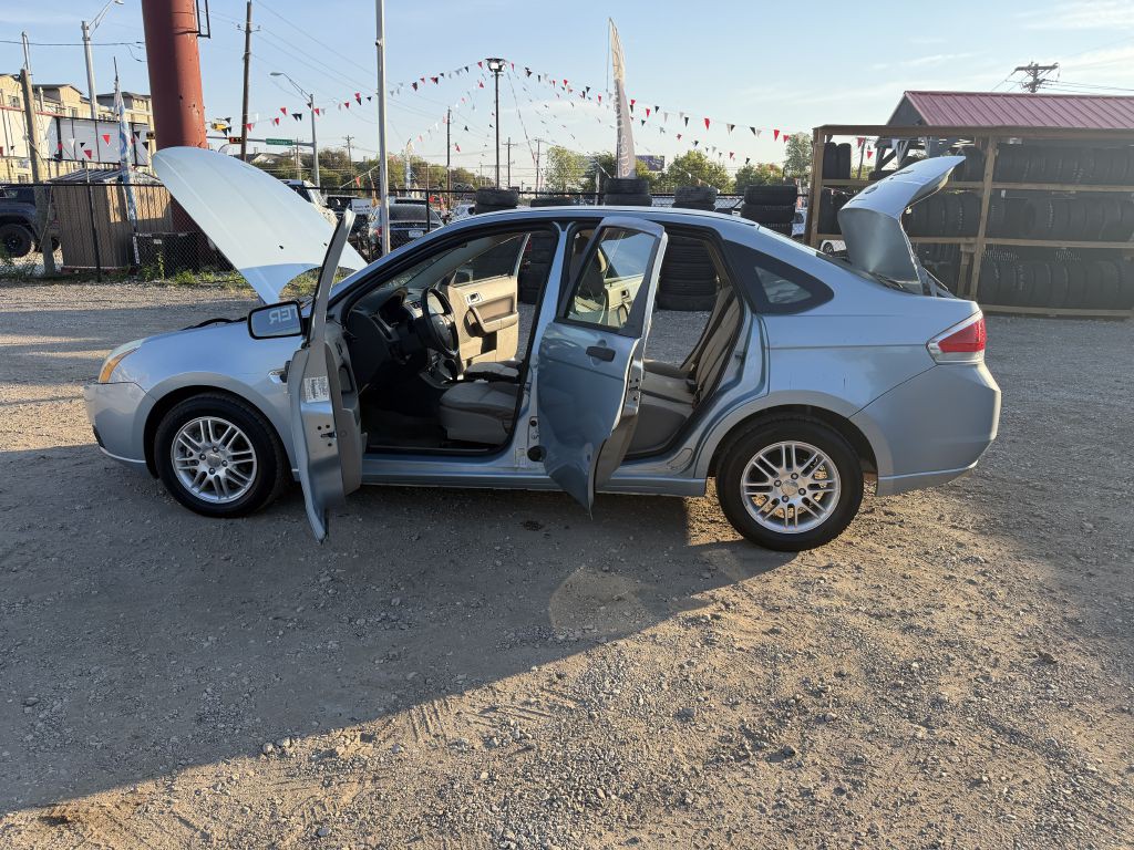 2008 Ford Focus Image 32