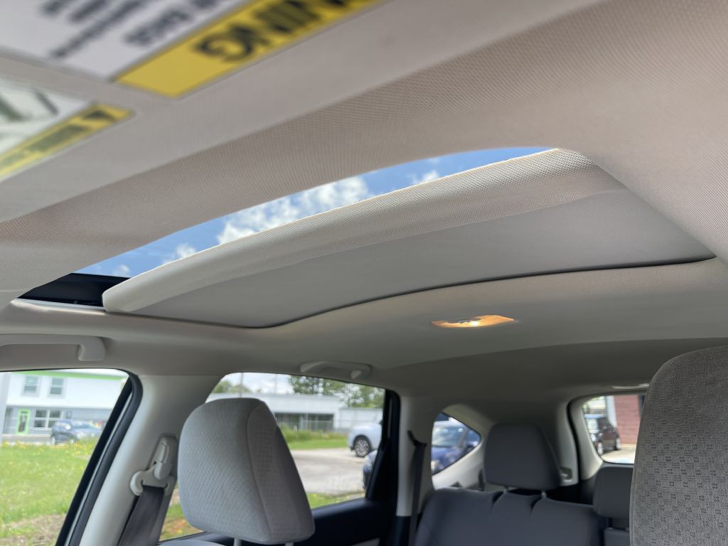 2015 Honda CR-V Image 28
