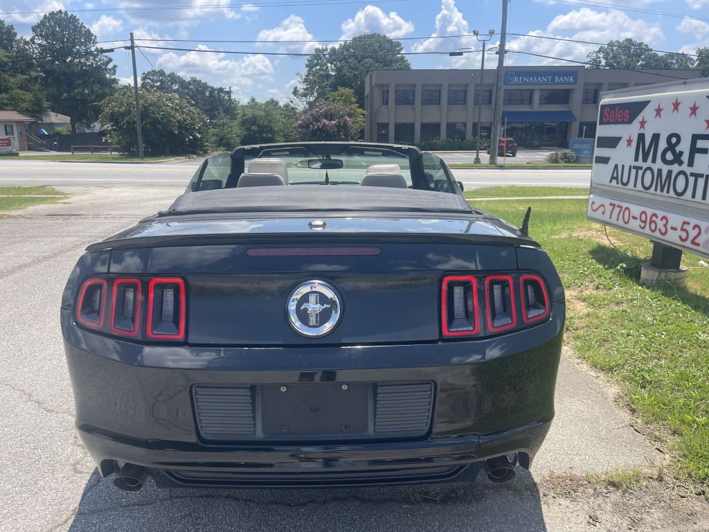 2013 Ford Mustang Image 3