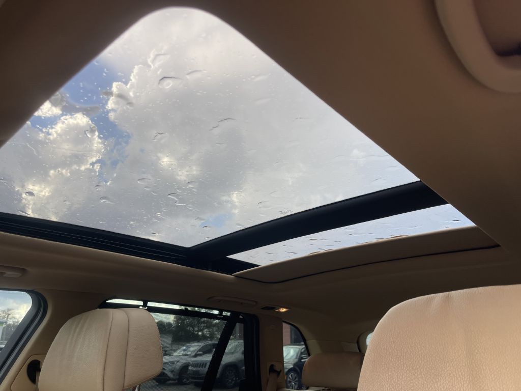 2013 BMW X5 Image 30