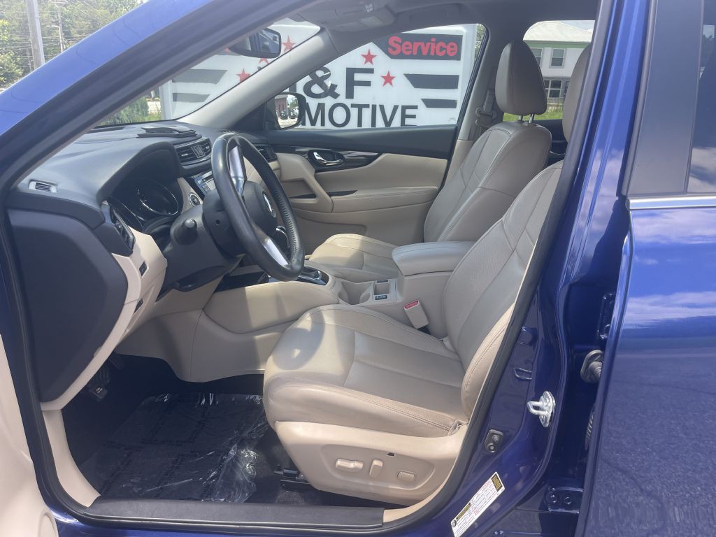 2017 Nissan Rogue Image 19