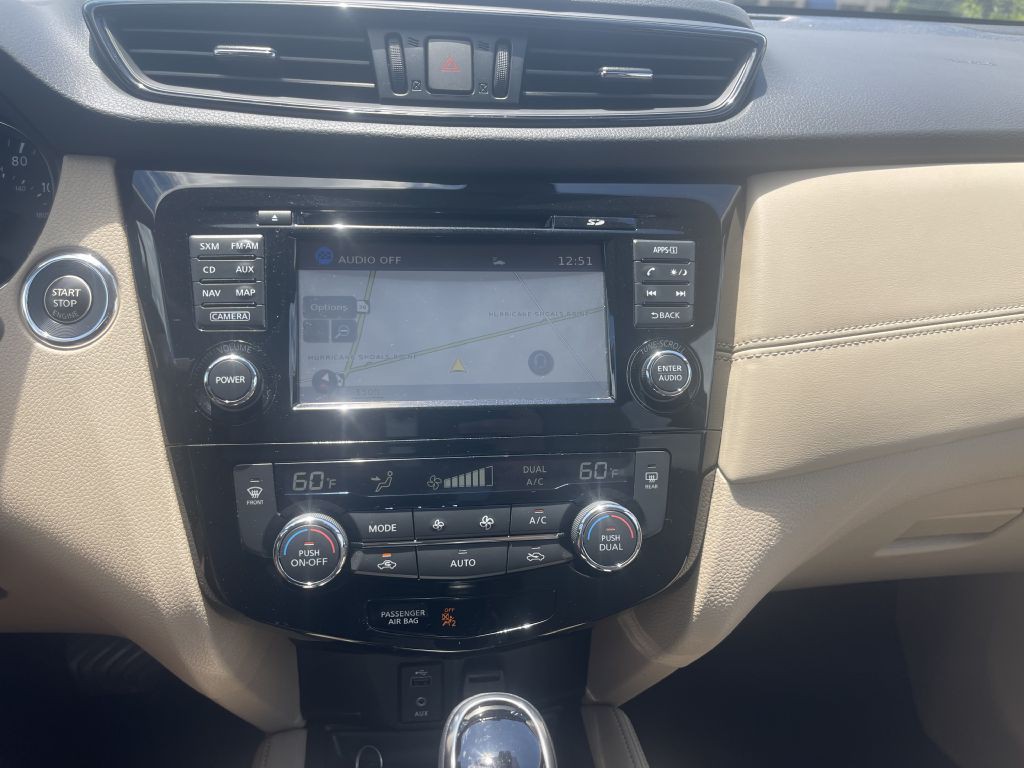 2017 Nissan Rogue Image 23