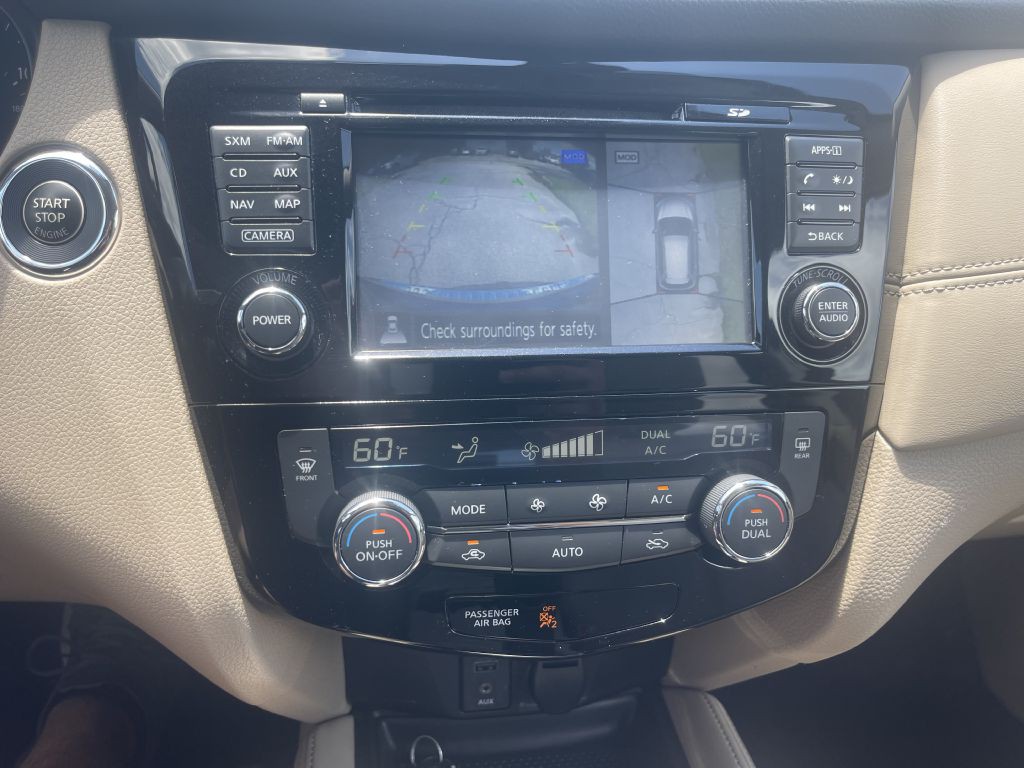 2017 Nissan Rogue Image 26
