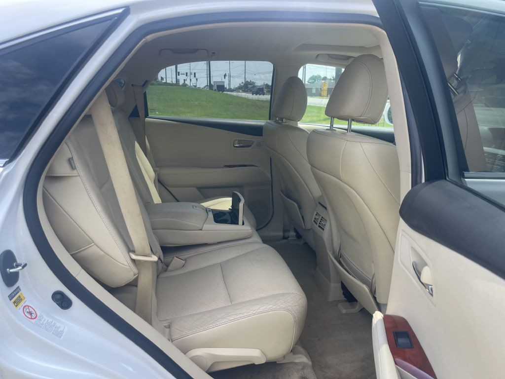 2010 Lexus RX Image 15