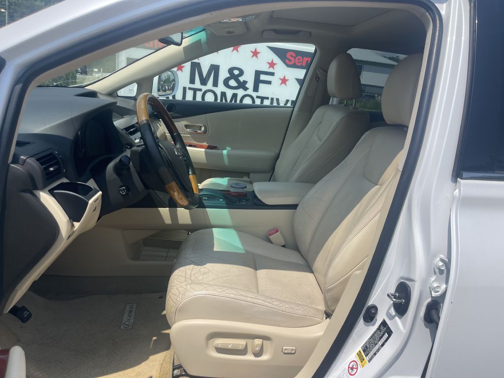 2010 Lexus RX Image 21