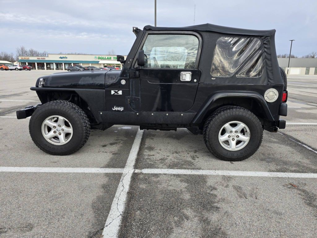 2006 Jeep Wrangler Image 2