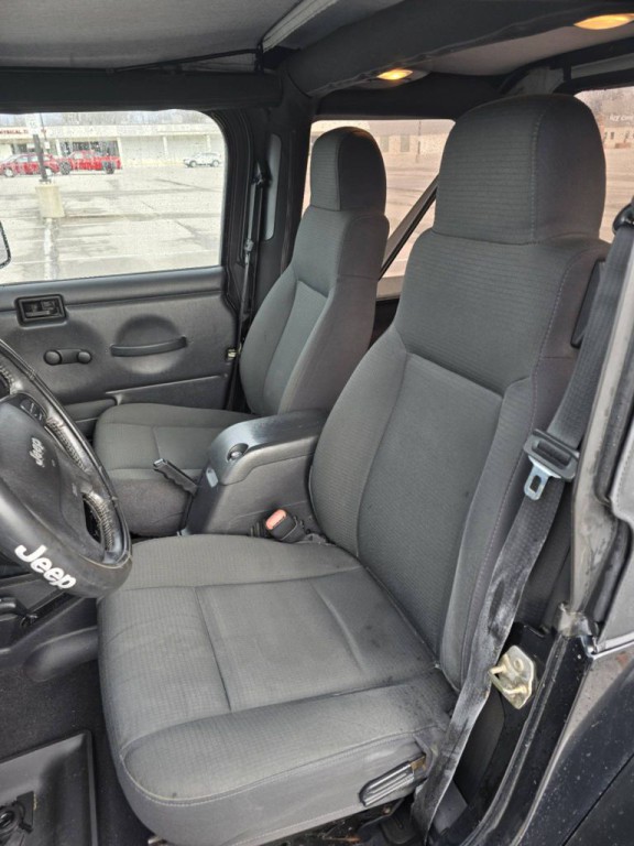 2006 Jeep Wrangler Image 9