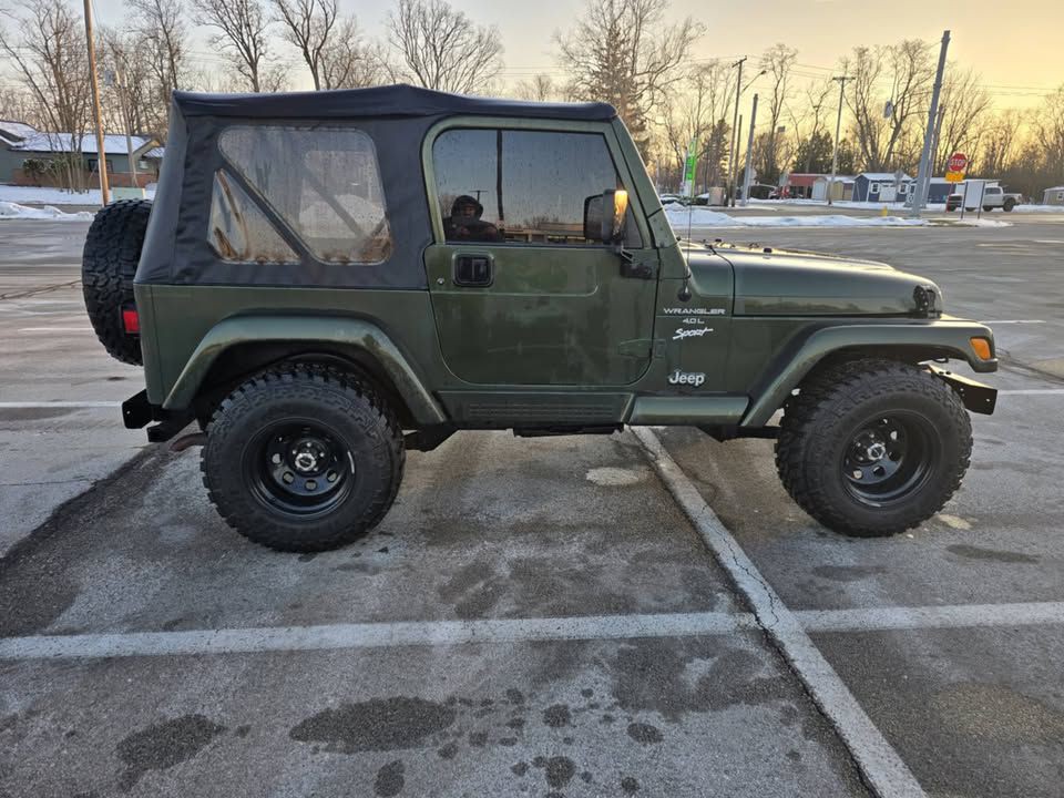 1997 Jeep Wrangler Image 6