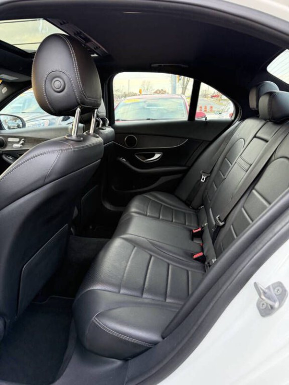 2019 Mercedes-Benz C-Class Image 15