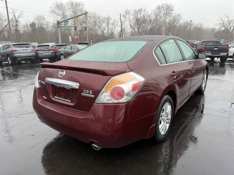 2012 Nissan Altima Image 8
