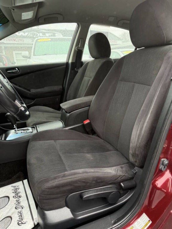 2012 Nissan Altima Image 9