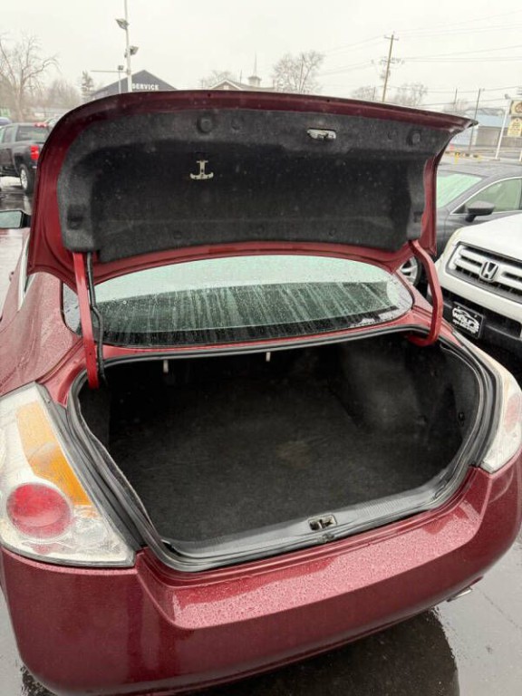 2012 Nissan Altima Image 12