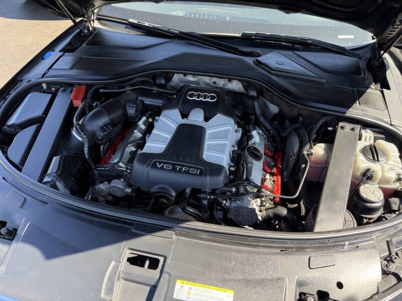 2013 Audi A8 Image 14