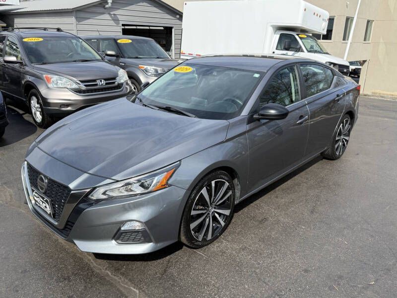 2019 Nissan Altima Image 2