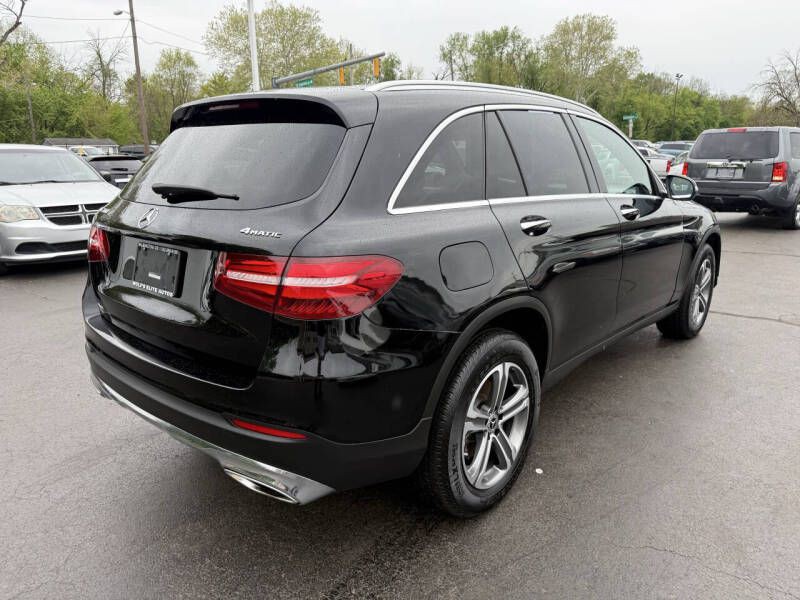 2019 Mercedes-Benz GLC-Class Image 8