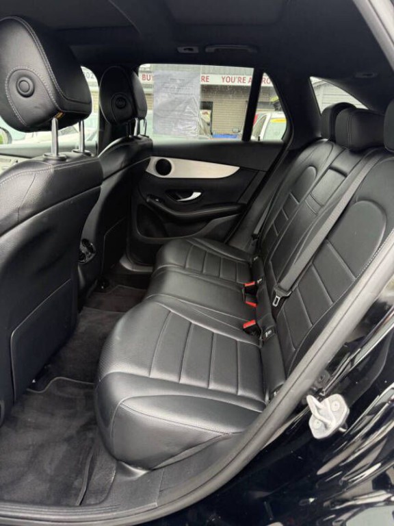 2019 Mercedes-Benz GLC-Class Image 13