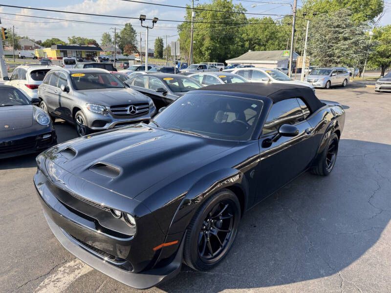 2023 Dodge Challenger Image 2