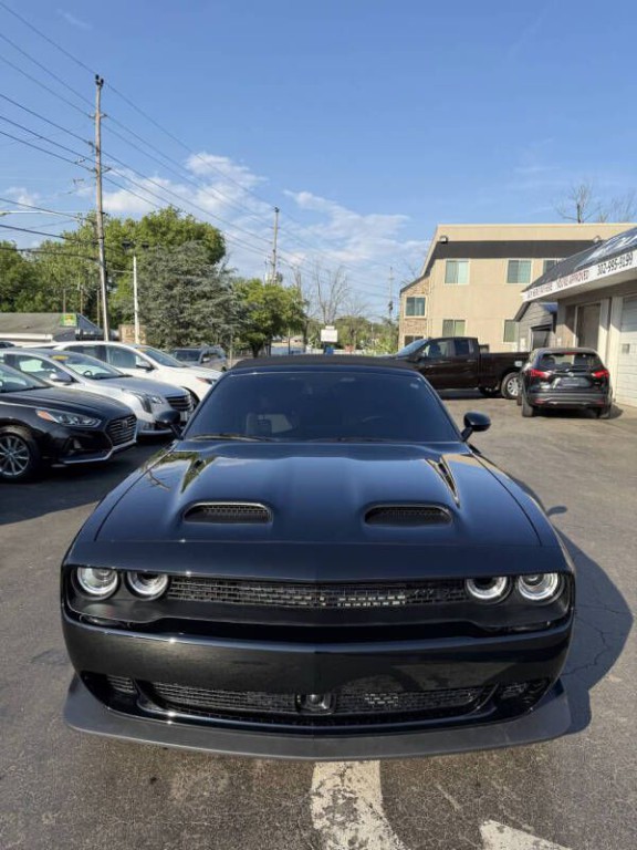 2023 Dodge Challenger Image 3